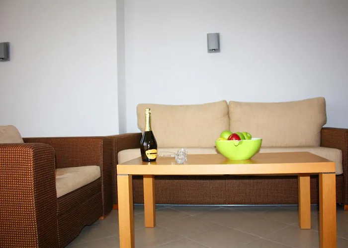 Emerald & Station touristique Ravda