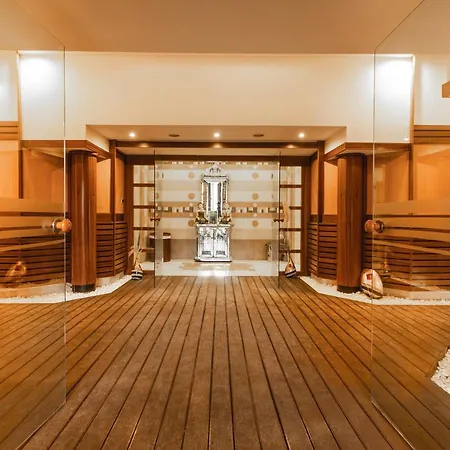 Apartments In Emerald Beach And Spa Resort ラヴダ