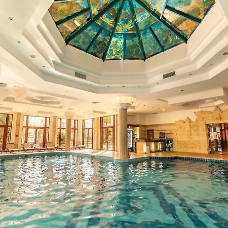 Apartments In Emerald Beach And Spa Resort アパートホテル 5*