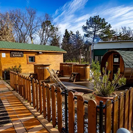 Üdülőközpont Emerald & Ravda