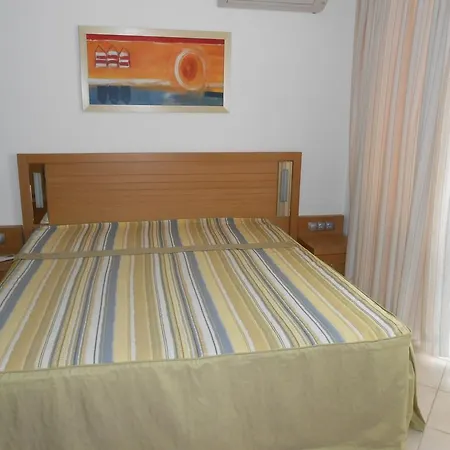 Apartments In Emerald Beach And Spa Resort アパートホテル