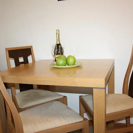 Apartments In Emerald Beach And Spa Resort 5* ラヴダ