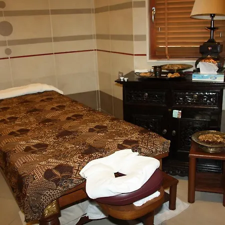 Apartments In Emerald Beach And Spa Resort