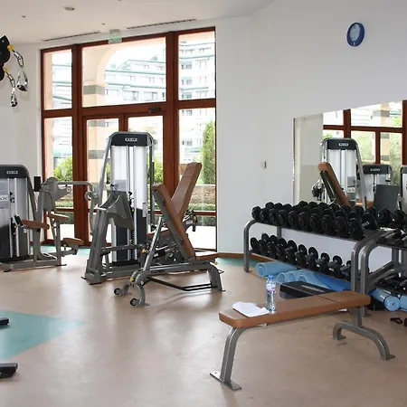Apartments In Emerald Beach And Spa Resort アパートホテル