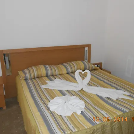 Semesteranläggning (resort) Emerald &