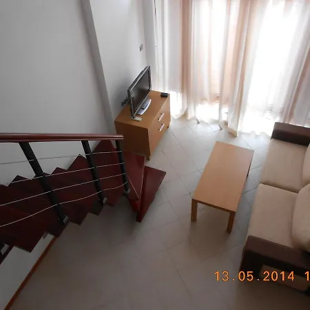 Semesteranläggning (resort) Emerald &